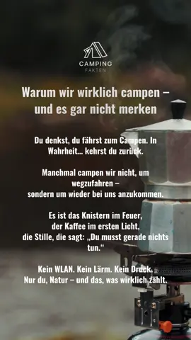 🌲☕️⛺️ Was ist dein schönster Moment draußen – ganz ohne Kamera? 👉 Folge @campingfakten, wenn du weißt, dass es mehr ist als Urlaub. #campingfakten #warumwircampen #draußenzuhause #vanlifeliebe #campinggefühle #naturverbindet #echtesleben #minimalismus #campingherz