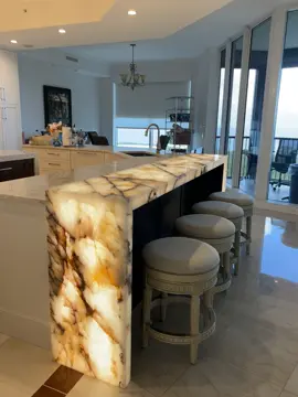 #pelicanbay #naplesflorida #kitchen #remodel #views #bar #miter #classicstone #😎😎😎 #♥️ 