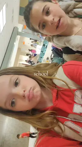 @JUSTBLAKELY💅🏻🛍 