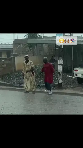 Better Days Are Coming.....😁🎉🙌🏾 #danc #happiness #rain  @positive @Too_shy🧃Babyy..💚⚰️🧸 @CAN DO BACKUP 