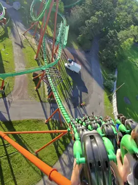 MEDUSA 🐍🧝‍♀️ at SIX FLAGS @sfgradventure #sixflags #greatadventure #newjersey #pov #raybanmeta @raybanmeta #medusa #rollercoaster 