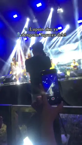 sekedar kata kata doang yaa bdw ketua ga pacaran!!!thankyou Mr @JonoJoniOfficial sudah membuat kota #betungbanyuasin dan seluruh masyarakat di sekitarnya merasakan guncangan yg dahsyat dan merasakan kegembiraan bersama sama!!!!