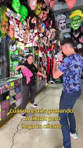 En tienda Merlín nos preocupamos por un buen servicio 🤣🫣  #humor #fy #tiendamerlinmx #disfraces #mascaras #tiendamerlin #fypppppppppppppppppppppp 