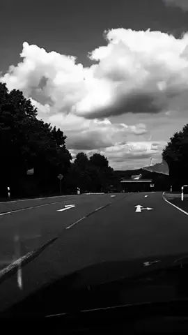 ياماغبت من خاطري 💔🥺 #muhama__1_  #viral #foryou #fypシ #fyp #foryoupage