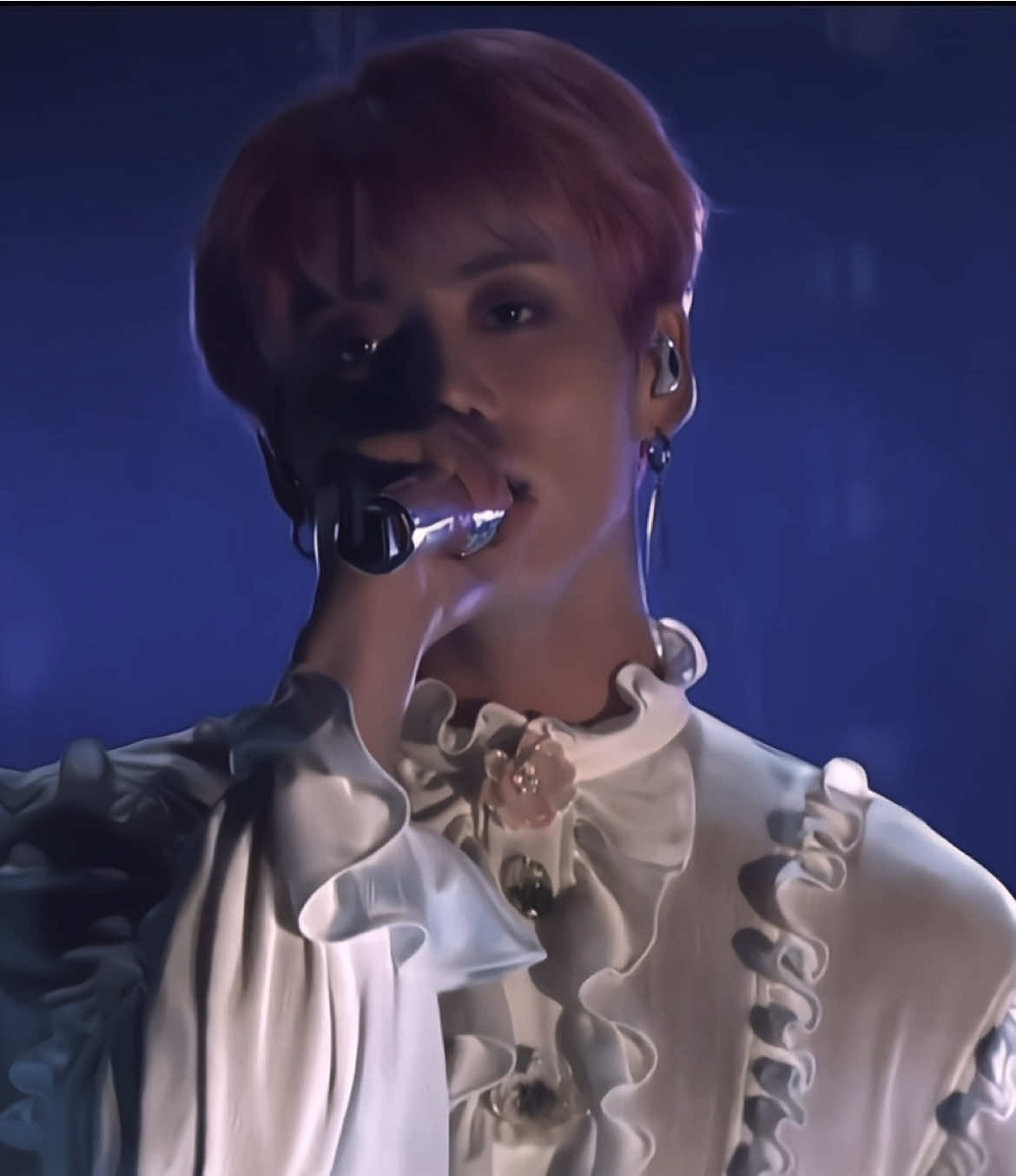 golden brown #btsarmy #aesthetic #btsxarmy #jin #jimin #taehyung #jungkook #maknaeline #fyp #btsedit 