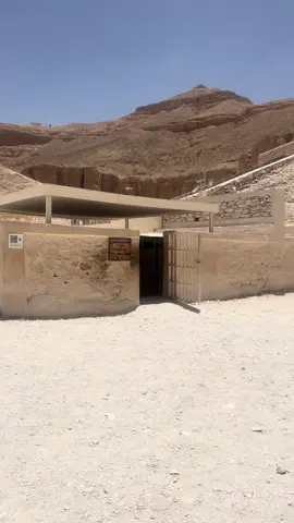 Inside the Tomb of King Tutankhamun - Valley of the Kings  📍Luxor, Egypt #valleyofthekings #tutankhamun #egypt #ancientegypt #luxor #tomb #62