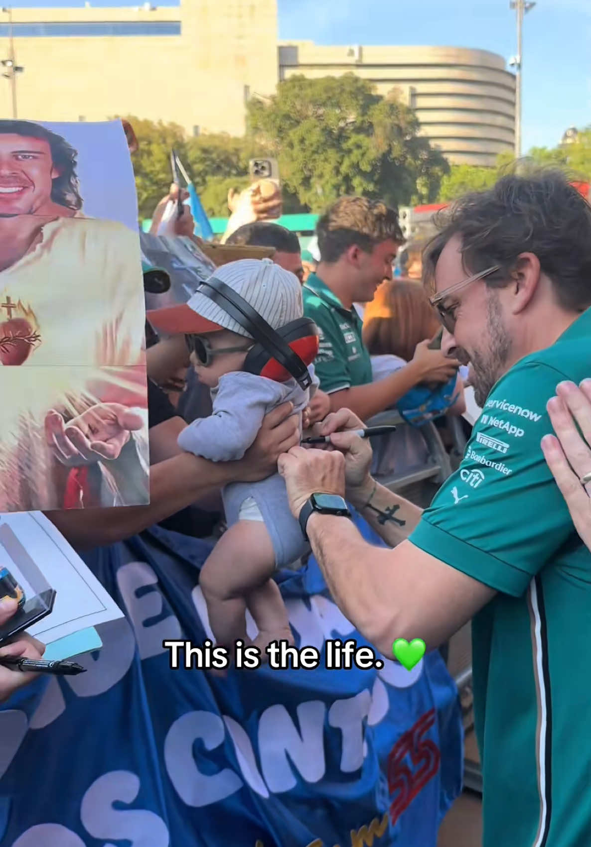 Fernando Alonso just autographed a baby 😂 Via: @astonmartinf1  #SpanishGP 
