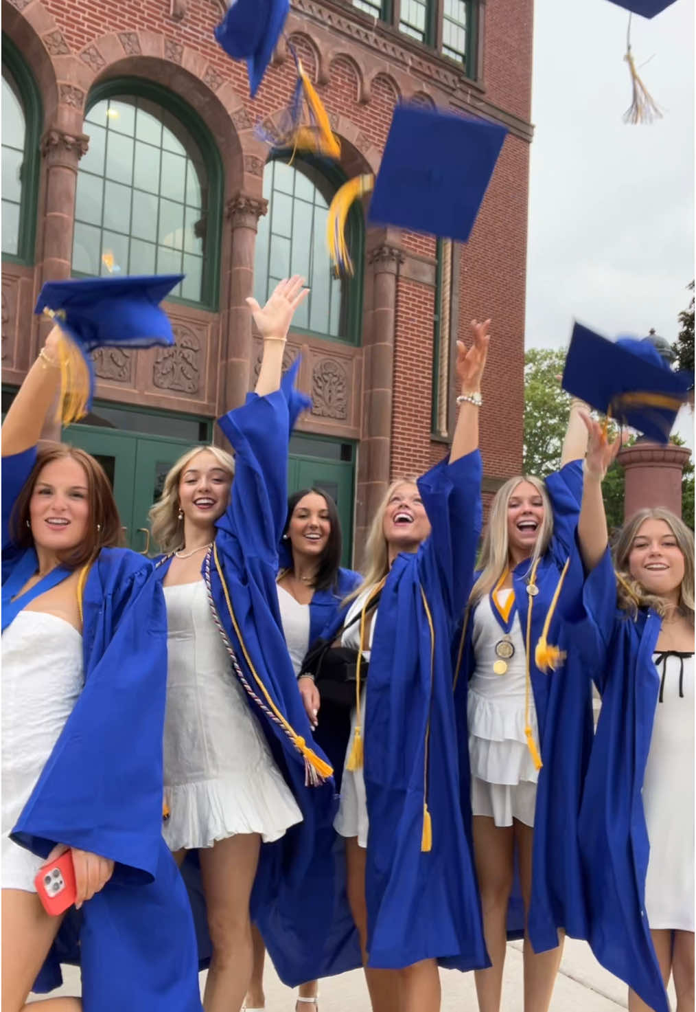 thx mike walsh for filming #graduated #fyp