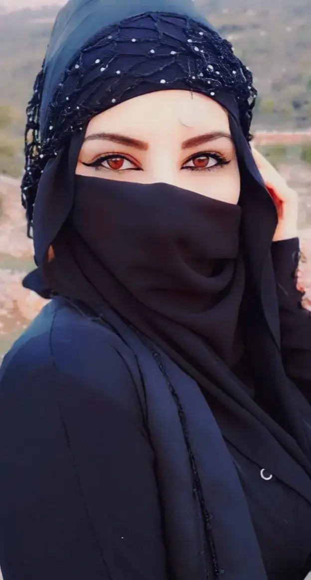 #ابتلينا_بدنيا_غبرة_وبخت_مايل 