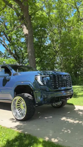 🌳#denali #ultimate #duramax #l5p #jtxforged #26x14 #wisconsin #fyp 