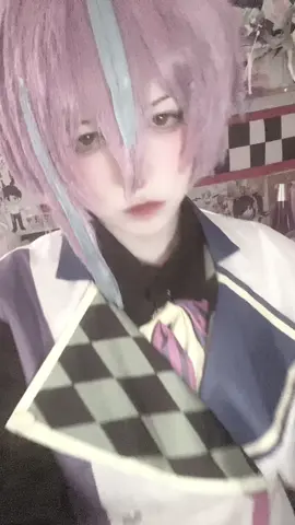 i love how i styled the wig, i just wish the outfit wasnt so uncomfortable😓😓 #ruikamishiro #rui #ruikamishirocosplay #projectsekai #pjsk #hatsunemikucolorfulstage #fyp #cosplay #foryoupage 