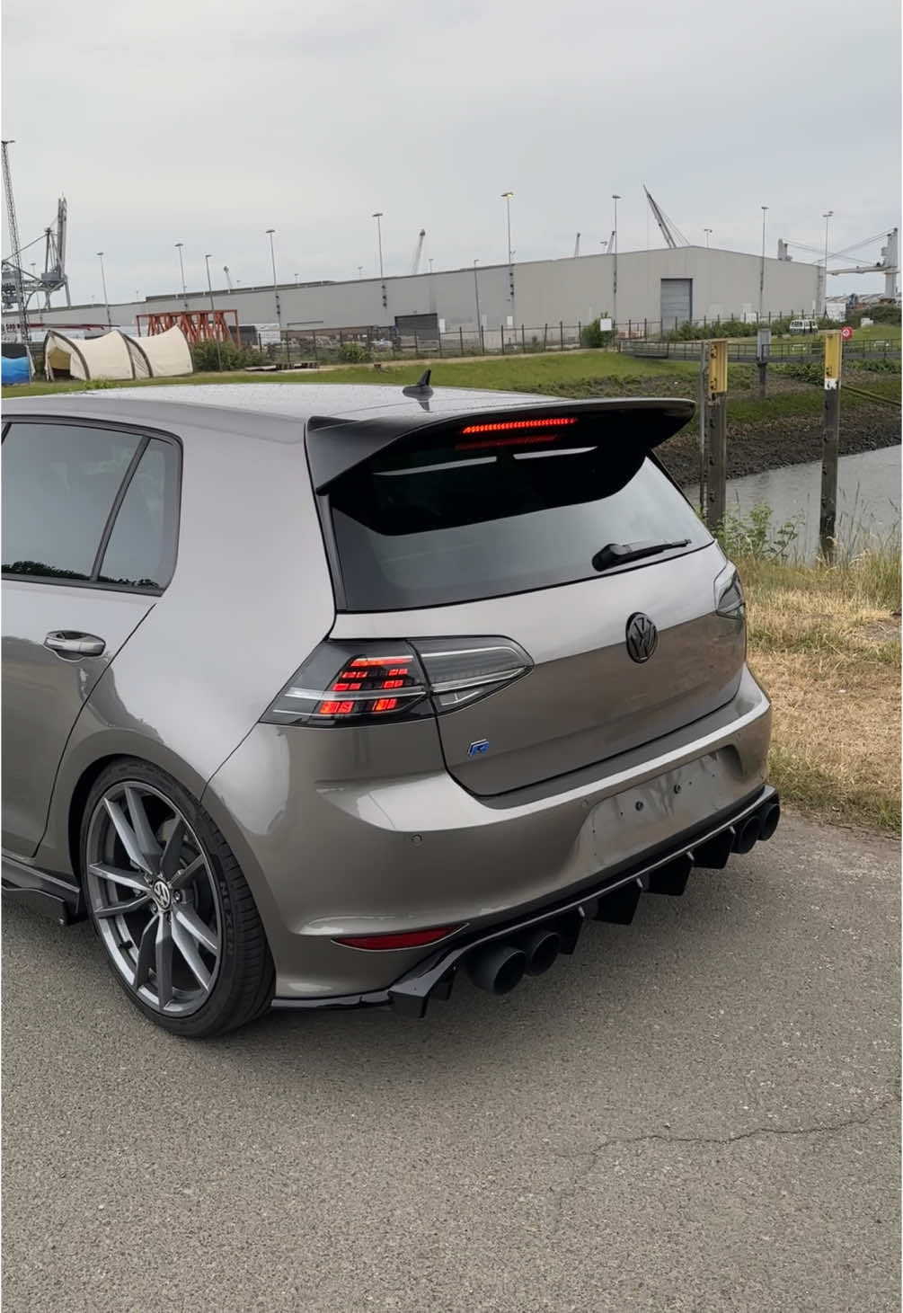 Starting the Engine! 💥🧨🚀 . #volkswagen #vlkswgn #vw #vwgolf7r #mk7r #vwr #vlkswgnlife #vwlife #volkswagenracing #vwtuning #vwlove #vwgolfmk7 #vwgolfmk7r #vwlove #7r #vwclub #vwgolf7 #golf7 #golf7r #mk7 #mk7golf #mk7golfr #vwtuning #autoliebe #carlove #vwr #vwgolfr #mk7owners #vag1life 