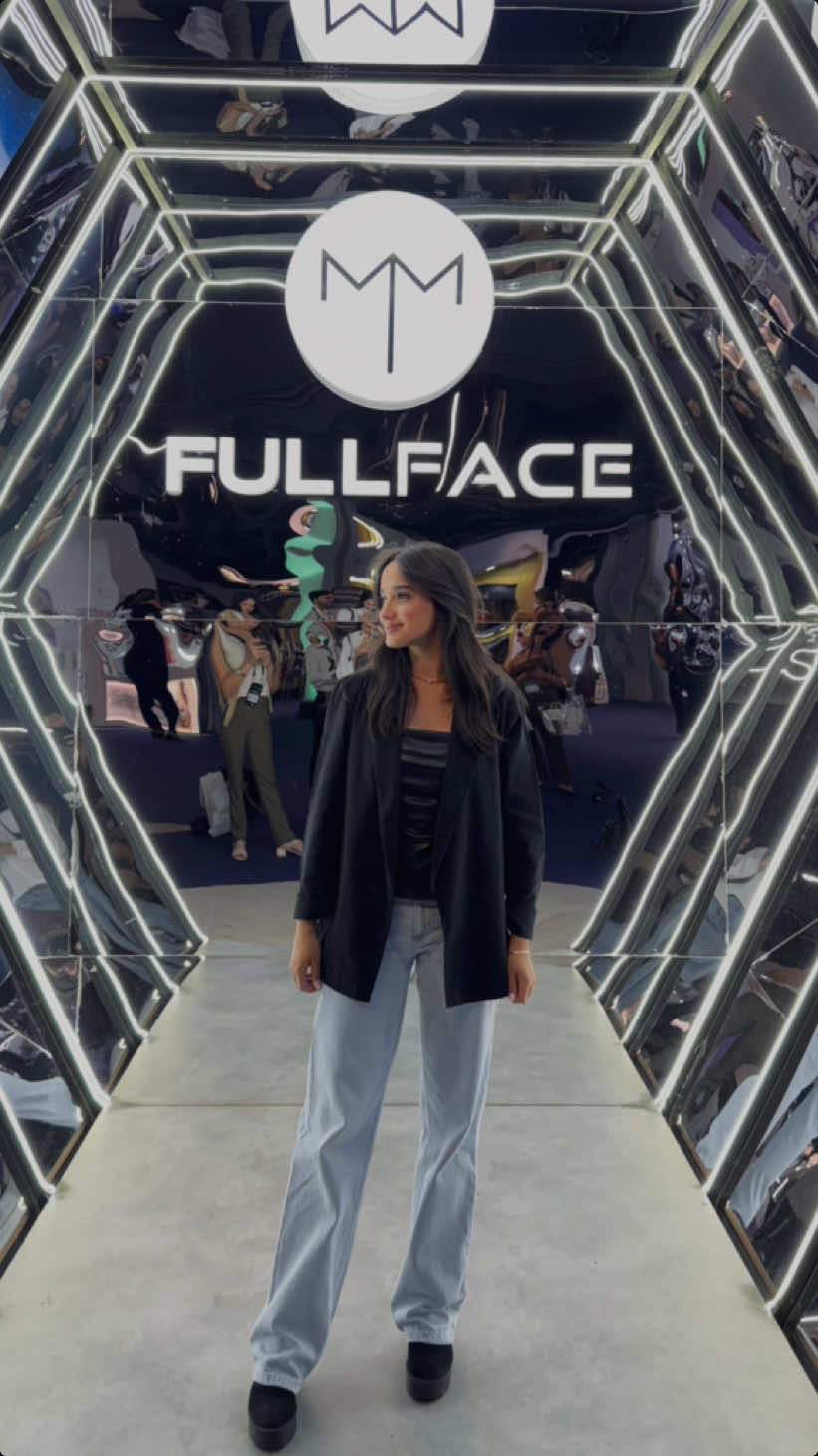 Todas divassss!!!🌟 #look #outfit #biomedicina #congressodehof #injectorcongress #hof #biomedicinaestética #biomedicinaestetica #fullface #congressofullface #fullface2025 