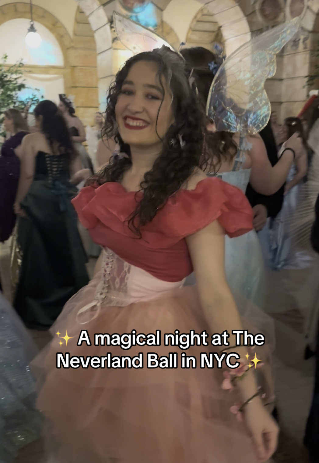 Had a magical time at The Neverland Ball in New York City this past weekend by @Second Star Events 🎶✨🏰💕 #nicoledelacruz #nicolemariedlc #pov #music #fantasy #fantasyball #poprock #fantasypoprock #singer #losangeles #newyork #fairy #medieval #pop 