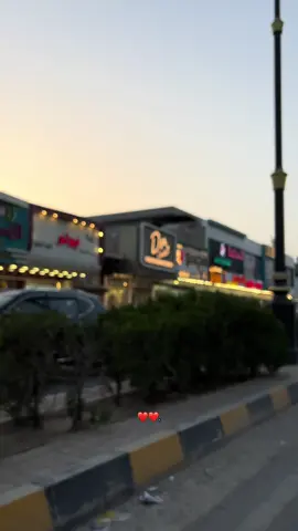 من أحلى الشوارع بتكريت😞❤️.#رُسل_التكريتي #كليه_القانون #جامعة_تكريت #CapCut #ترند_تيك_توك #جامعة_تكريت♥️🎓 #اكسبلورexplore #2025 #ترند #شوارع #الزهور_تكريت #الزهور 