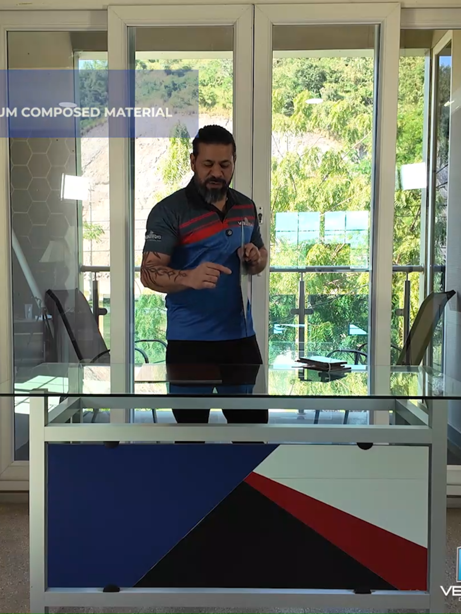 🎥 ¿Qué es el ACM? Descúbrelo en menos de 1 minuto 🔍 El ACM (Aluminium Composite Material) es un material versátil, ligero y resistente, ideal para fachadas modernas, revestimientos y detalles arquitectónicos. 🏢✨ 📌 ¿Por qué usar ACM? ✅ Alta durabilidad y bajo mantenimiento ✅ Acabados estéticos y elegantes Perfecto para quienes buscan diseño y funcionalidad en un solo sistema. 💬 ¿Ya lo usaste en tus proyectos? Comenta qué te parece. 🔁 Guarda este video y compártelo con quien diseña o construye. #materialesdeconstrucciónn #ACM #ArquitecturaModerna #diseñoexterior #Fachadas #ConstrucciónInteligente #DiseñoContemporáneo #Innovación #arquitectura #aluminio