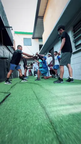 DESARROLLAMOS PELOTEROS ELITES✅🔥 . . . 📍Valencia / Fundación Mendoza  . . . #entrenamiento #baseball #beisbol #peloteros #trainer #MLB #niños #kidstiktok #Gym 