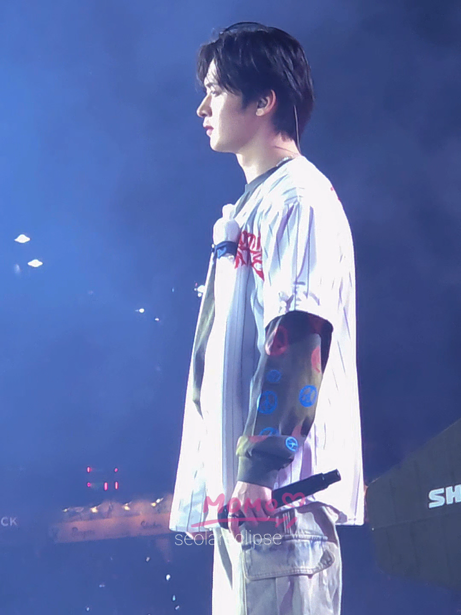 250524 dominATE Seattle  this may be one of the funniest misung moments I've ever witnessed  #한 #리노 #스트레이키즈 #straykids #skz #minsung #DOMINATE_SEATTLE #leeknow #han