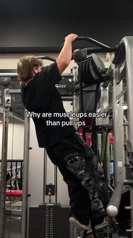 Shits easy ash #gym #2010 #GymTok #biceps 