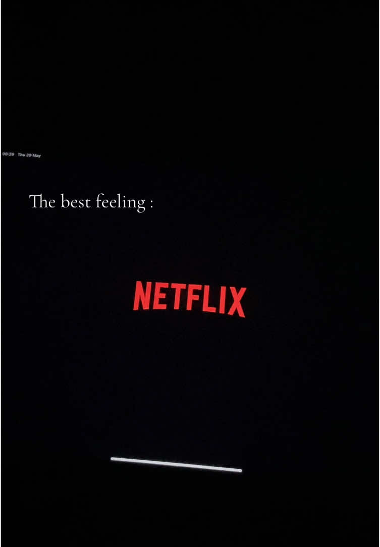 I love Netflix #netflixseries #night #nightvibes #kdramas #fyp 