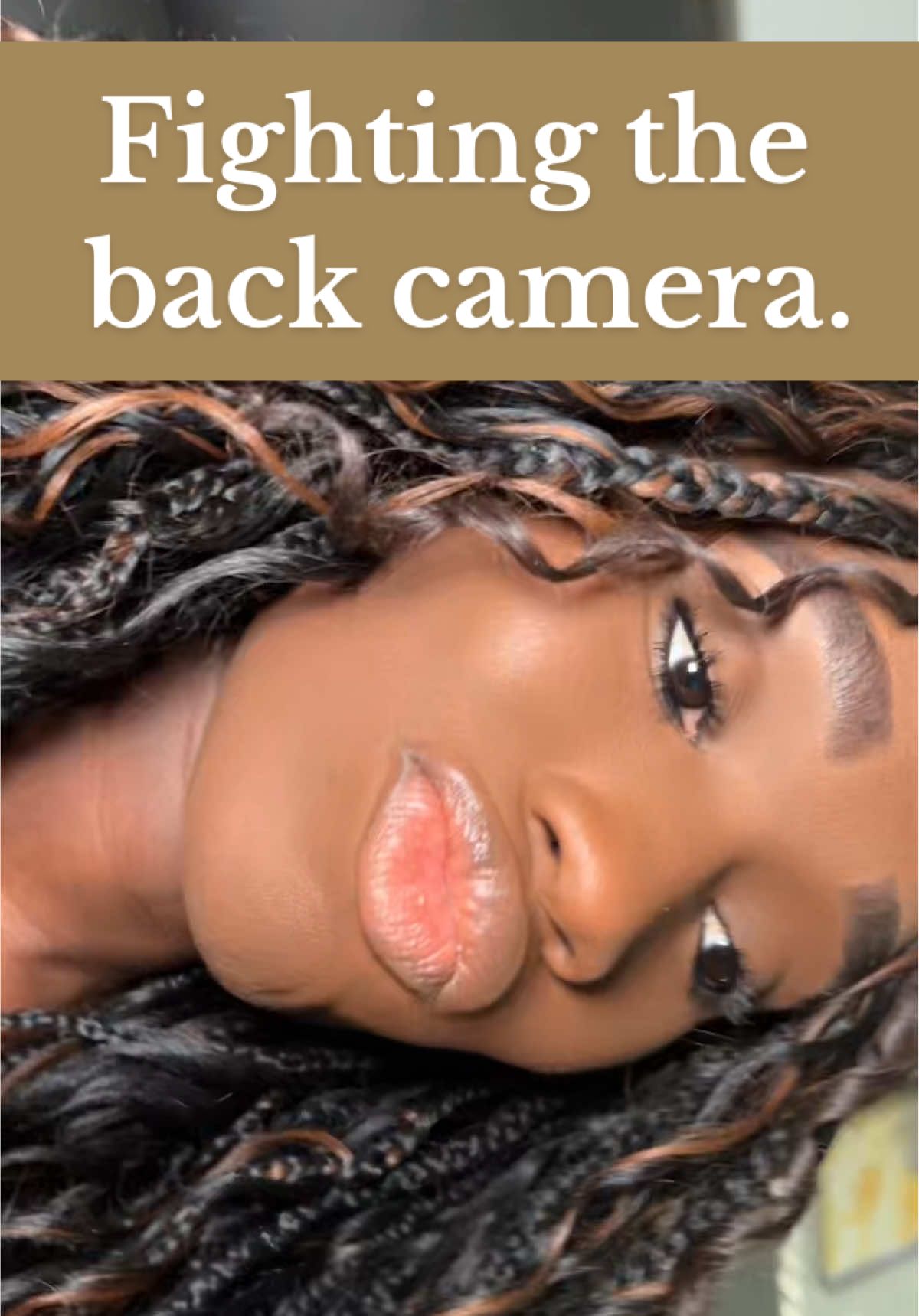 👀 Me vs. The back camera for life babes😭🙆🏾‍♀️ #wlw #braindump #analeet #hopelessromantics #reneerapp #hopelessromanticsociety #lgbtq 