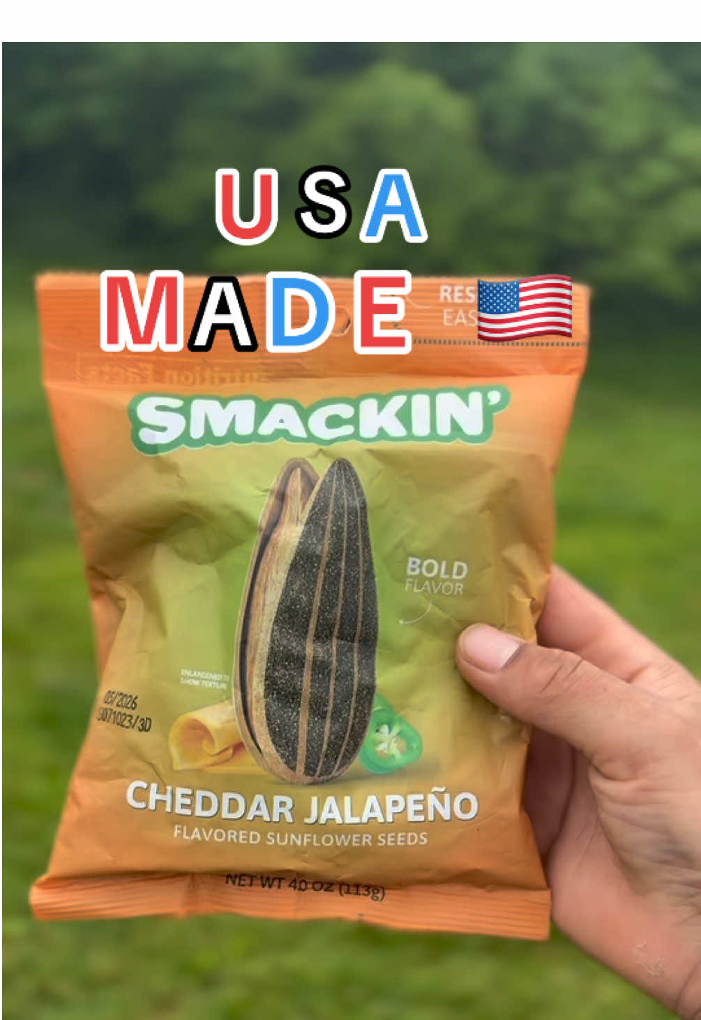 SMACKIN Sunflower Seeds.           💪 Jumbo Seeds 💥 Bold Gourmet Flavors ✅ Low Sodium 🚫 No Salty Burn Lmchx🇺🇸 Made Small-Batch in USA 🙌 100% Happiness    Guaranteed.        #smackin #sunflowerseeds #snacks #food #madeintheusa 