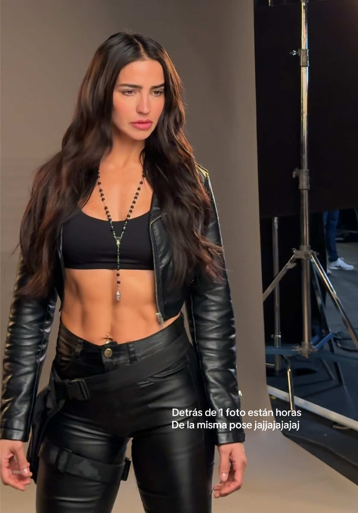 18 de junio -> Gran estreno x Netflix #rosariotijeras #barbaraderegil #netflixseries 