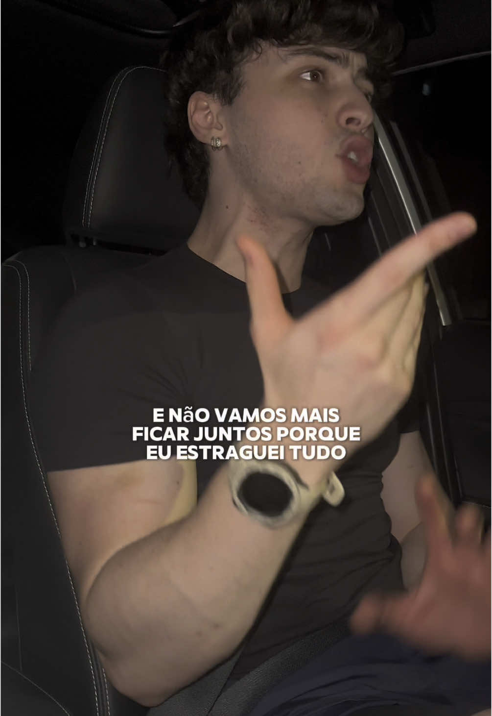 Vou ter que superar suas fotos com ele… #cantandonocarro #vouterquesuperar #matheusekauan #mariliamendonça #gabrielaiala 