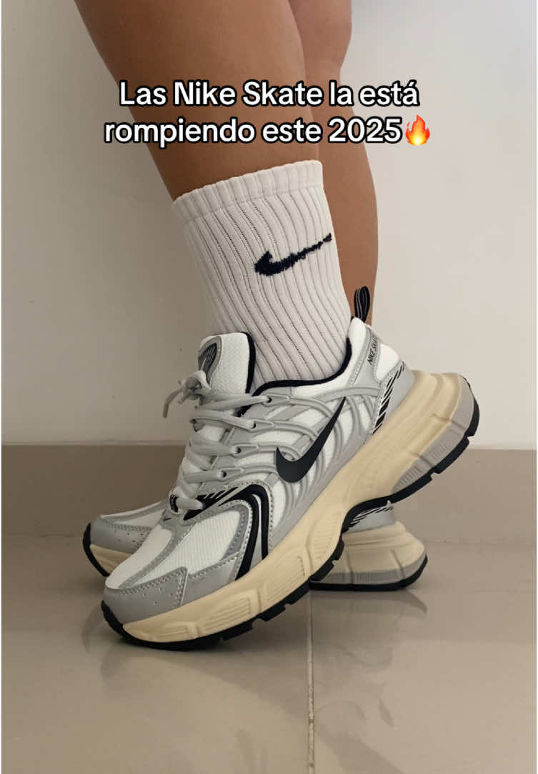 Nike Skate!! 🖤 para chicas y chicos ig: fine_storecol2 envio gratis a toda colombia 🇨🇴 #cali #buga #yumbo #palmira #jamundi #villagorgona #ibague #manizales #bogota #candelaria #medellin #barranquilla #cucuta #pereira #tolima #huila #choco #buenaventura #villavicencio #meta #sneakers #tolima #cartagena #teniscali #guajira #colombia #fine_storecol2 