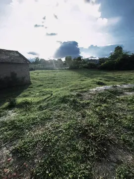 “生活并不总是美好的，“要想看到彩虹，就得接受风雨……！”Cuộc đời không phải lúc nào cũng đẹp, muốn thấy được cầu vồng thì phải chấp nhận cơn mưa!” #xuhuong #fpy #tamtrang #chill #buon #ngocan❄️ 