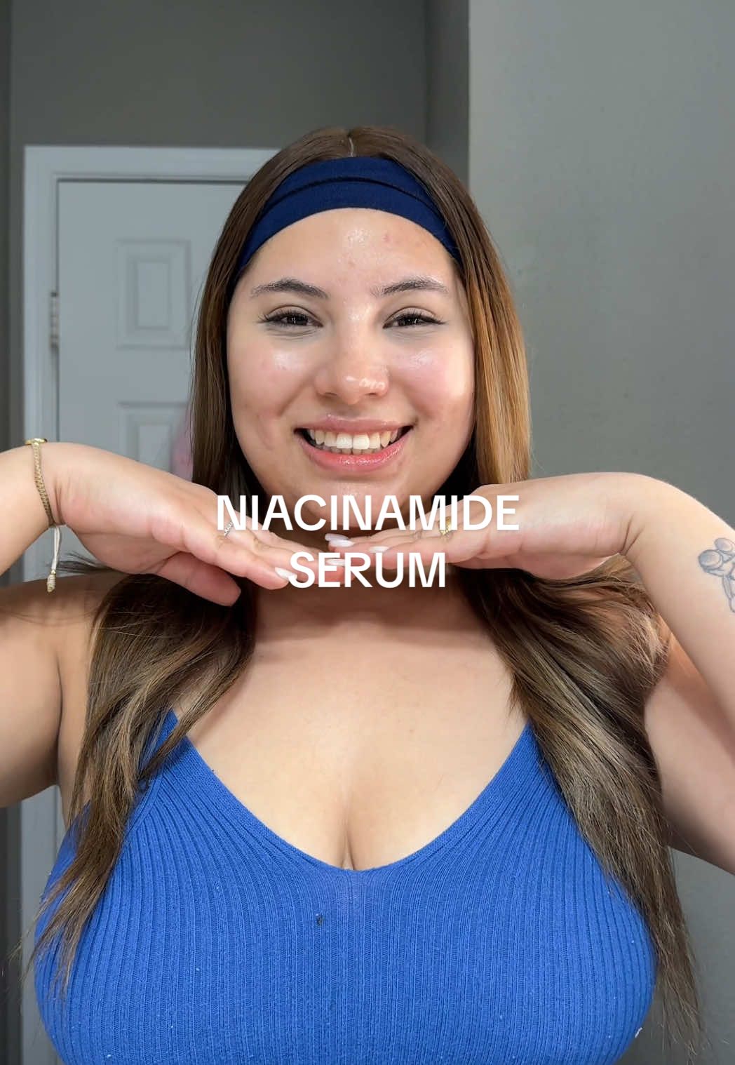 NIACINAMIDE SERUM🤍🧖🏼‍♀️🎀🫧!!  Perfecto para pieles con acné o hiperpigmentacion 🤍🎀 @Cosyuree.  #cosyuree #niacinamide #niacinamida #niacinamideserum #serum #acne #hiperpigmentacion #skin #skincare #skincareroutine 