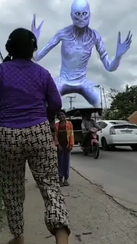 សំណាងហើយហោះទាន់ 🥰🥰🥰🥰🥰🥰🥰 #capcut #music #Circus #meme #twinTeam #មកទៀតហើយ 