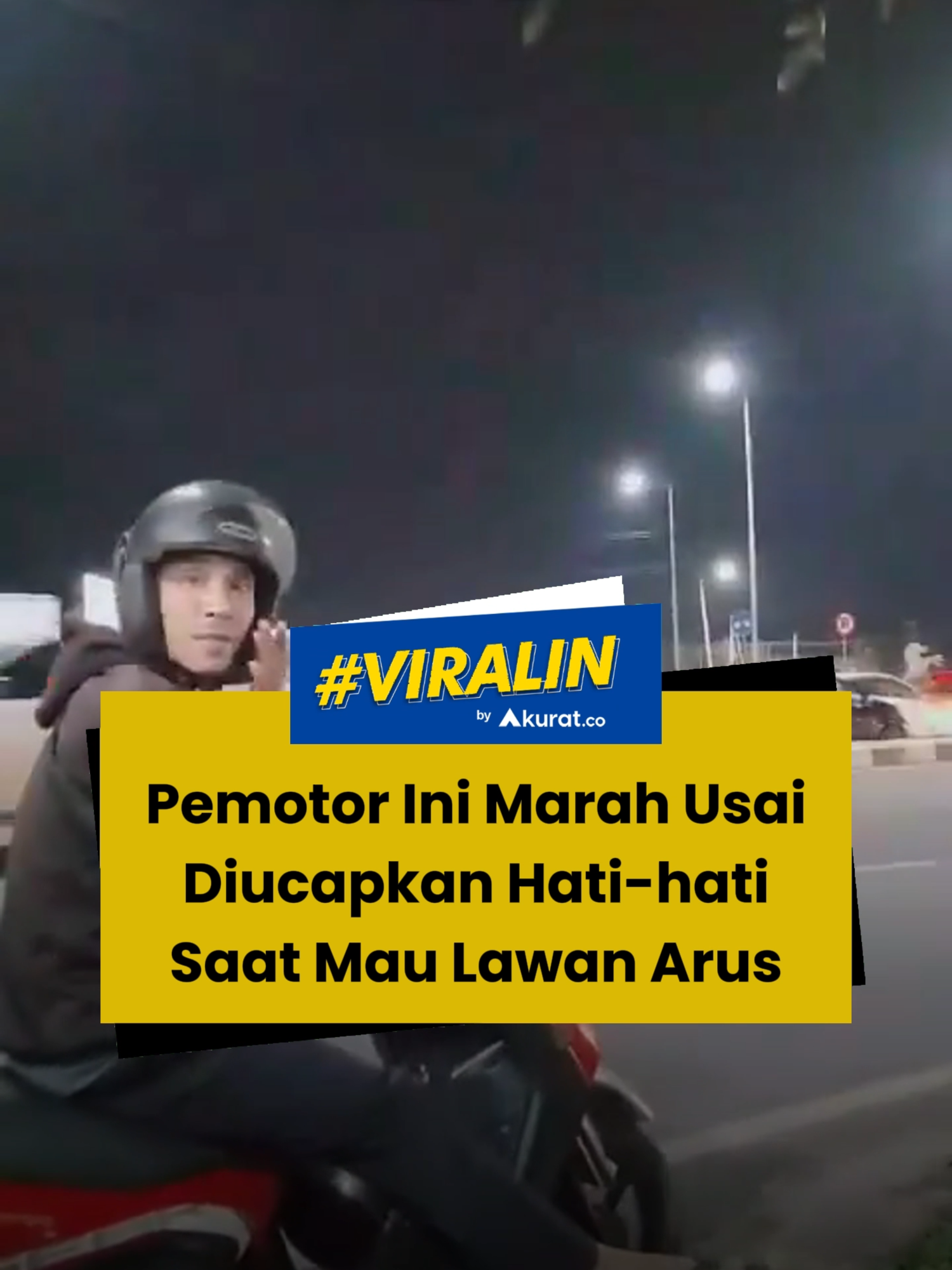Lah, malah dia yang marah 😒 Seorang pemotor yang hendak lewat melawan arus marah usai diucapkan hati-hati oleh seorang pria. Pria yang merekam itu menanyakan pemotor tersebut hendak pergi ke mana. Pemotor itu menjawab hanya ingin lewat. Lantas, pria itu mengucapkan hati-hati kepada pemotor itu karena akan melawan arus. Pemotor tersebut tiba-tiba tersinggung dan marah. Pemotor itu mengaku dirinya merupakan akamsi serta mengklaim dirinya memiliki SIM, dan mengetahui bahwa ia akan lawan arah. Belum diketahui di mana kejadian itu, namun video itu turut memancing emosi warganet. 🎥: X/bacottetanggaid #fyp #viral #pemotor #lawanarus #pria #akamsi #momenaneh #akuratco