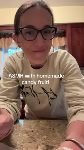 Love making these! They are soo yummy. I made a bunch for my office! #candy #candyfruit #viral #asmr #crunchy #sugar 
