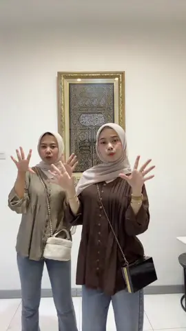 blouse co di live aku ya🤎