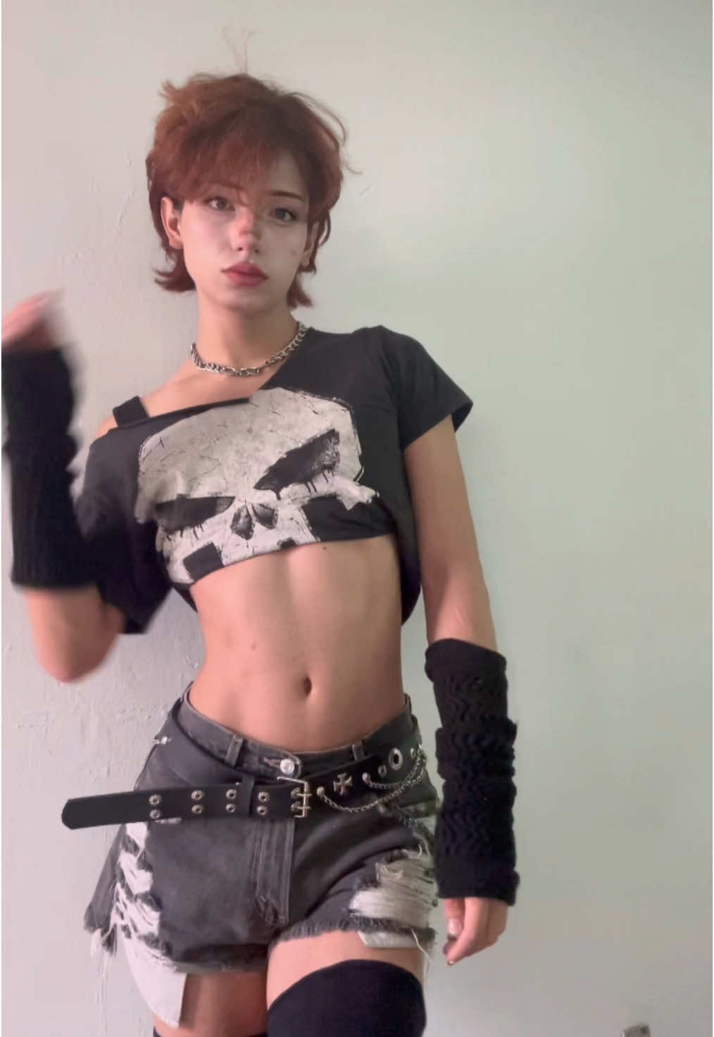 Perdón me ha salido mucho este bailecito toda la semana y lo amo #femboy #twink #terror #ozuna