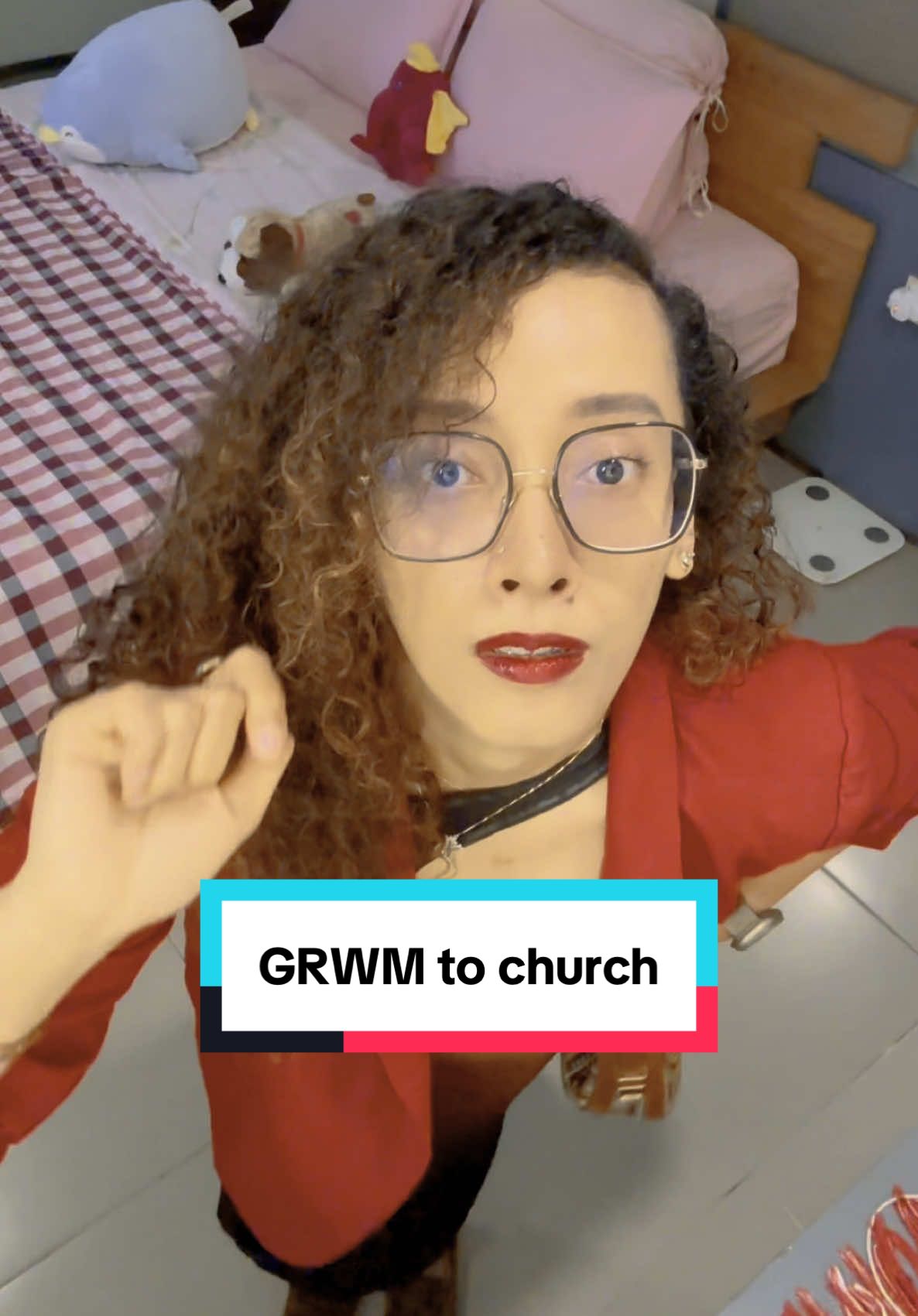 GRWM to church. Meski pagi masih ngantuk, jangan lupa gereja lho hari ini! Tuhan Yesus tunggu! 🤗🥰 #grwm #outfit #OOTD #gotochurch 