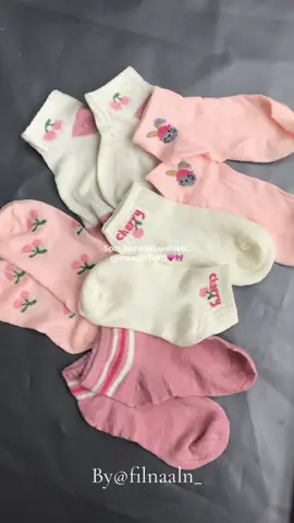 Ready stok murce bgttt udah dapet 5pcs kaoskaki secakepp inii!💗🤏🏻 #kaoskaki #kaoskakimurah #kaoskaki5pasang #kaoskakiwanita #kaoskakiviral 