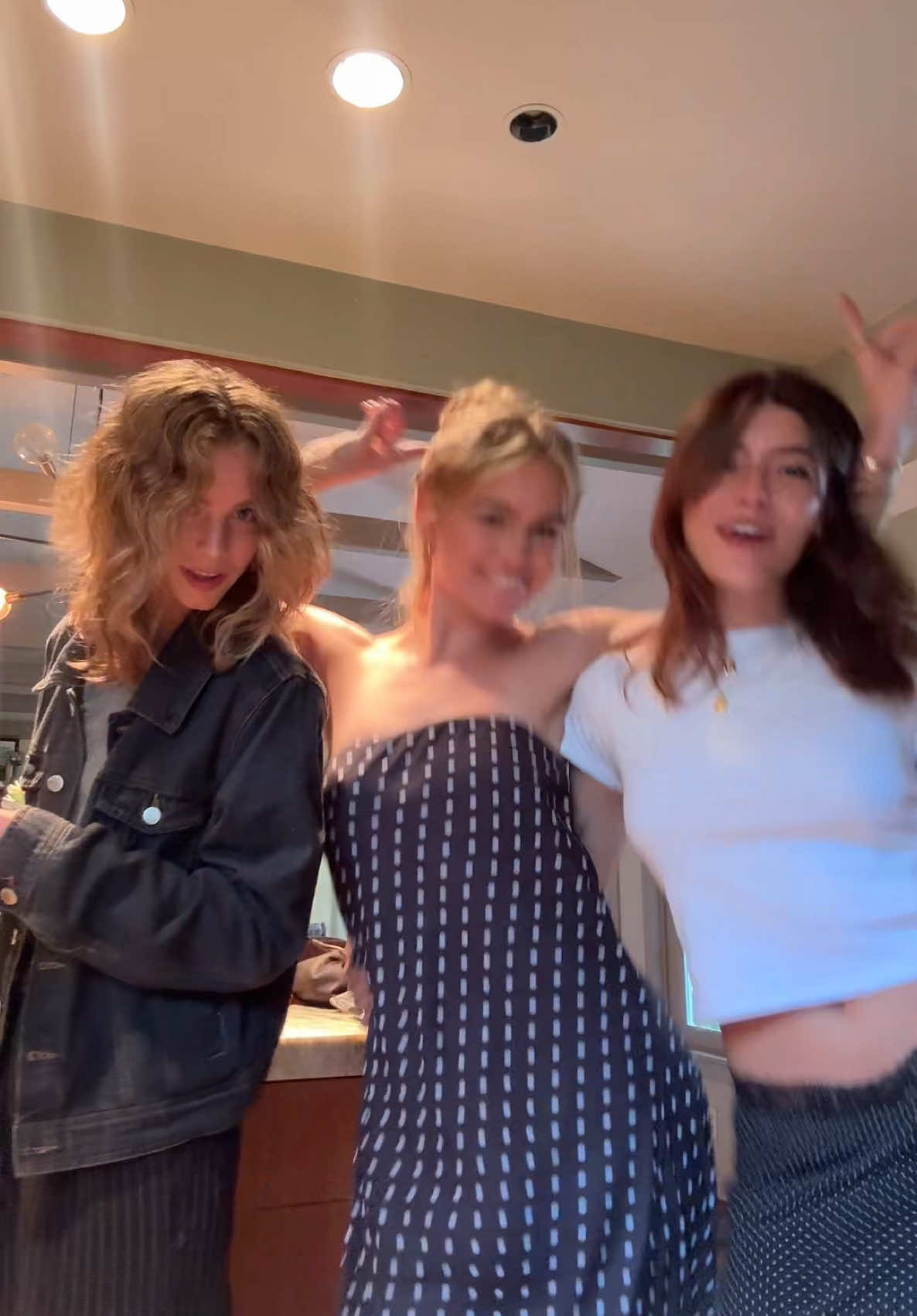our fourth year together for my bday and i love them more than life @sab @anna 