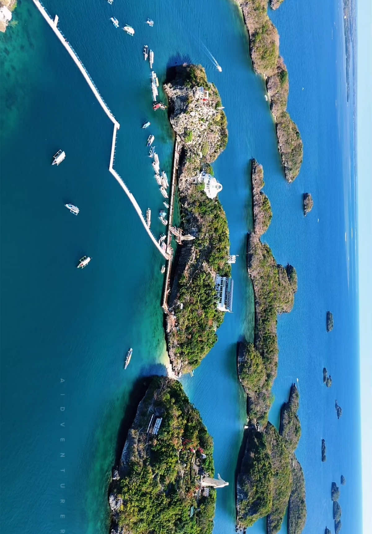 📍Hundred Islands🌊🐟🐠🐚 🔰Alaminos, Pangasinan The islands, totaling 124 at low tide and 123 at high tide, are scattered in Lingayen Gulf covering an area of 16.76 square kilometres (6.47 sq mi). Only four of them had been developed for tourism: Quezon Island (the most developed), Governor Island, Children's Island, and Pilgrimage Island. ©️ #fypageシ #everyone #highlights #hundredislandspangasinan #TravelGoals #djimini4pro #djiphilippines #djidrone #scenery #naturelover #relaxing #naturalbeauty #beautifulnature  @DJI Official @DJI PH 