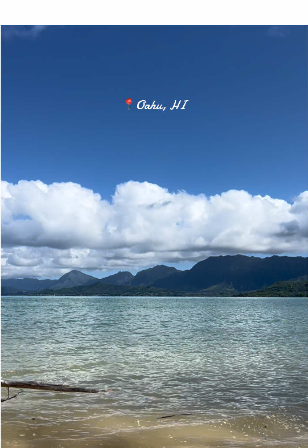 Days like these… #oahu #hawaii #hawaiianisland #beach #beaches #vacationmode #islandmode #islandlife #hilife #whatawonderfulworld 