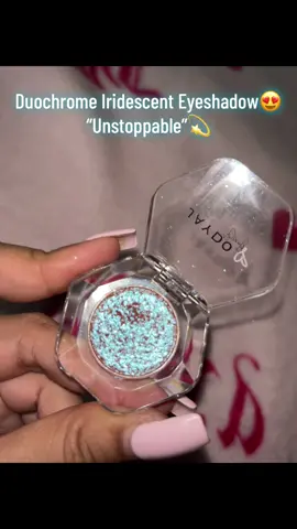 Duochrome Iridescent eyeshadow 😍 @JAYDO BEAUTY in the color UNSTOPPABLE ❤️‍🔥  Follow me for more content💫    #makeup #duochrome #tiktokshop #beauty 