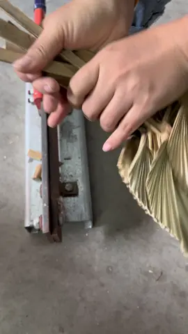 We are not selling products to you, but take natural beautiful things and happy life to you! Enjoy the nature together! #3hlink #Lavender #palmleaves #driedflowers #3hlinkflower #preservedflower #bohodecor #pampasgrass #hydrangea #homedecor #weddingdecoration #babybreath #handmadecrafts #hoteldecor #luxurydecor #flowerbouquet #flowerboxes #flowerbouquets #hydrangeas #christmasdecor #christmasflowers #preservedtree #witchbroom #christmas #driedflowerwholesale #cassiacinnamon #amarantus #willowbranch #minihaybales #decorhaybales 