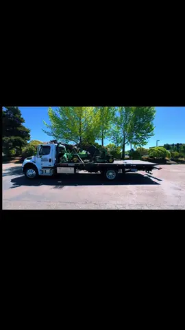 #pnw #trevstowingtransport #doingrollbackthings #towtruckoperatorforlife #towtok #towoperator #towtruck #towlife #towlifeornolife🤟🏾💯 #towlivesmatter #towop #slowdownmoveover #sdmo #fyp #fy 