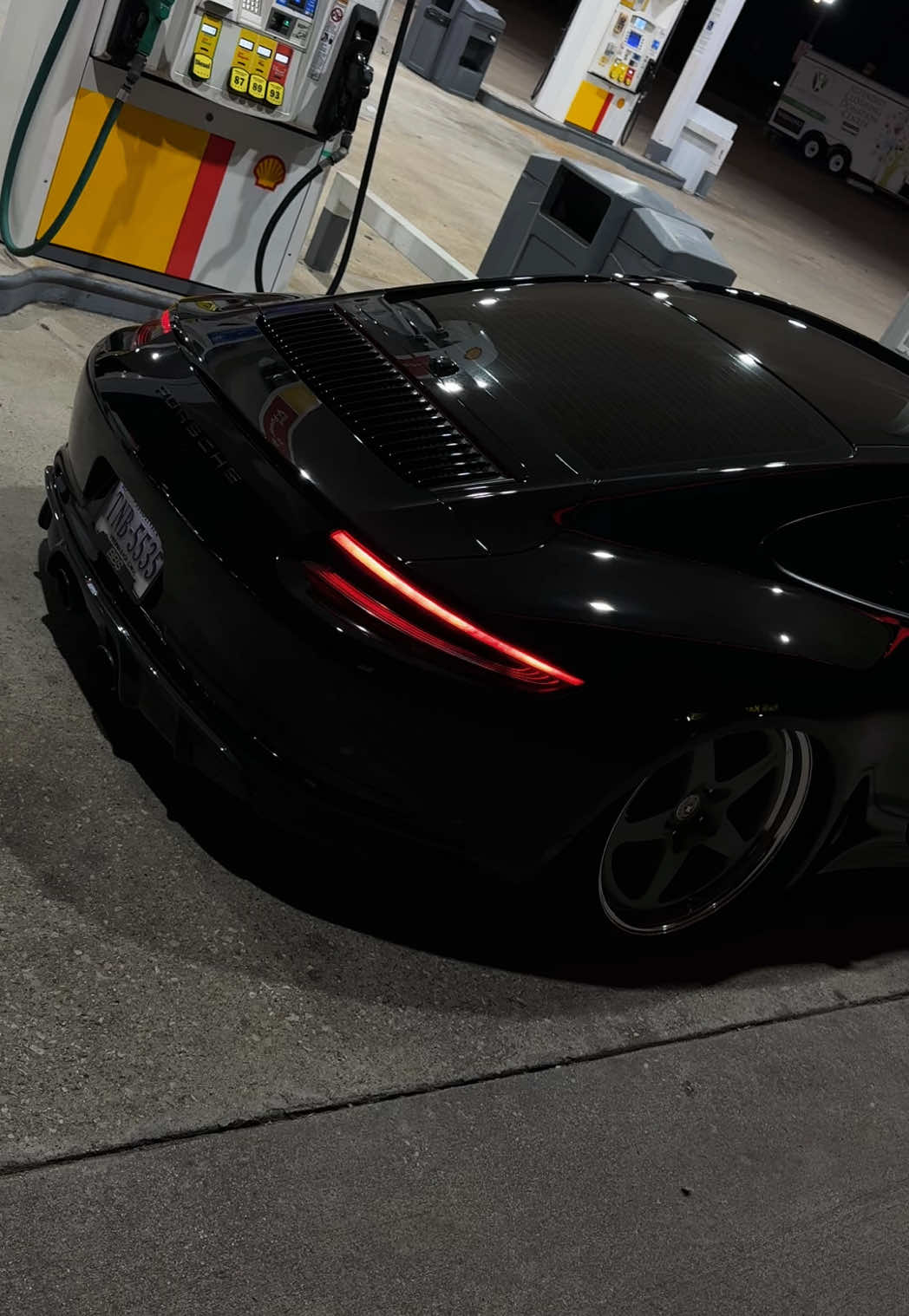 All gas no brakes 🤝🏽  #911 #991 #porsche #HREwheels #bagged #fyp #porsche911 #porsche991 #stance #foryoupage #carstiktok #cars #carstok #lowered #viral #aesthetic #explore #carsoftiktok #creatorsearchinsights 