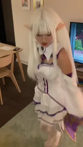 I wanna cosplay but dunno whooo plus I’ve been con crunching, anyone down for a megumin baking live or cosplay? #emiliarezero #rezero #rezeroedit #emiliarezerocosplay #rezerocosplay #fyp #rezeroseason3 #emiliacosplay #emiliarezeroedit 