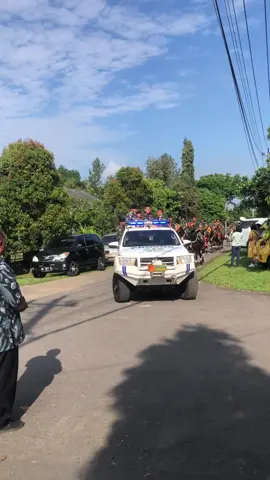 Lagi tugas jaga parkir tiba” lewat #akmil #akmilmagelang #magelang #magelang24jam #tniindonesia🇮🇩 #tni#akademimiliter 