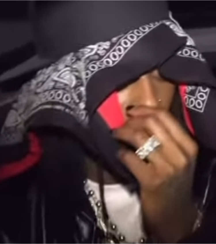 Should’ve signed to da O #playboicarti #carti #opm #fyp #foryoupage #viral #smackdvd #2000 #lilwayne #iammusic #MUSIC #viral #selftilted #PLAYBOI #CARTI #location #bbyboi #00 @playboicarti 