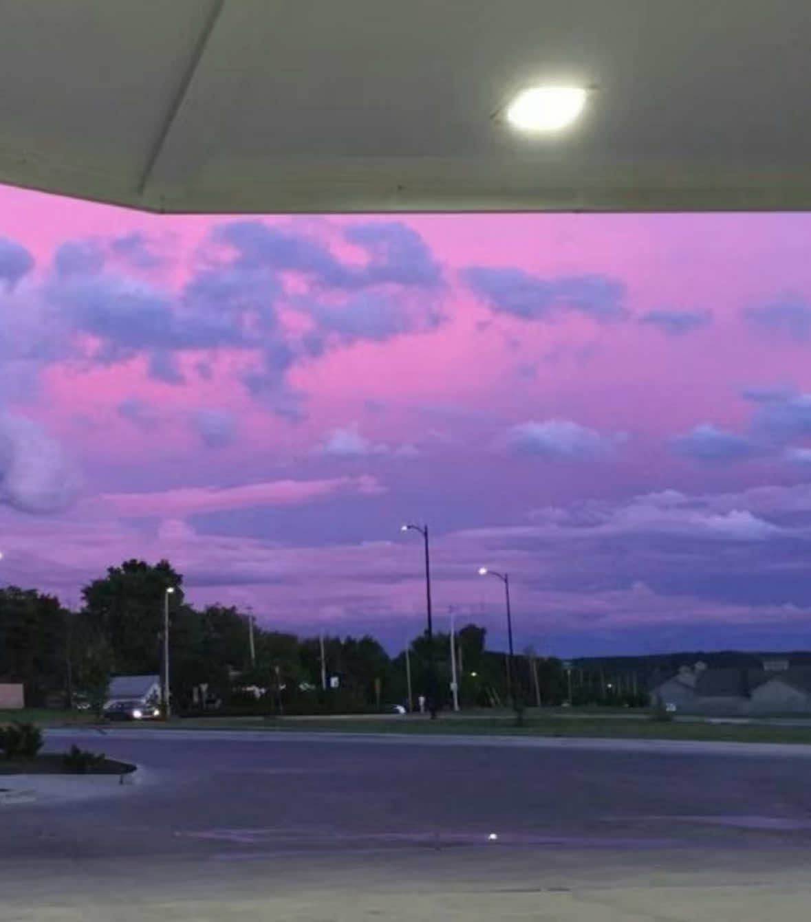 nostalgia will be the death of me #2018 #aesthetic #2018aesthetic #sunsetlover #nostalgia #skies #purplesky#nostalgic #2019 #fyp #fypp #viralvideo 