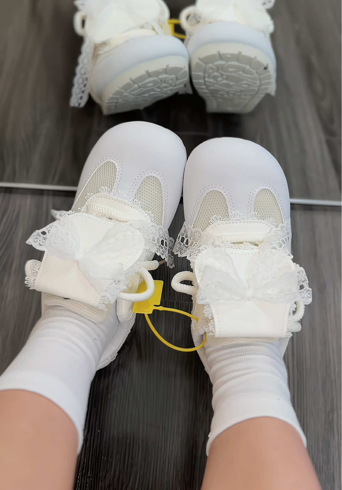 Công chúa này đẹp tuyệt #reviewgiaydep #giaythethao #giày #giaysneaker #giaydepxinh #giaybanhmi #phukienthoitrang #xuhuong #giaynu 